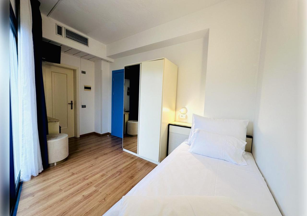 Hi Hotels ריבה דל גארדה מראה חיצוני תמונה