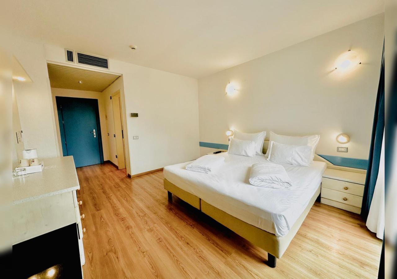 Hi Hotels ריבה דל גארדה מראה חיצוני תמונה
