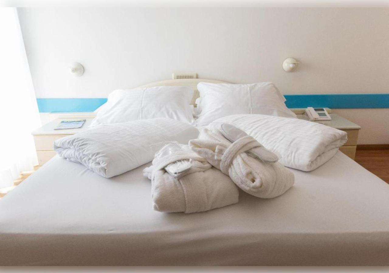 Hi Hotels ריבה דל גארדה מראה חיצוני תמונה